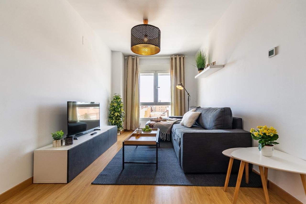 Modern Beach Apartment Valparaiso With Parking Málaga Dış mekan fotoğraf